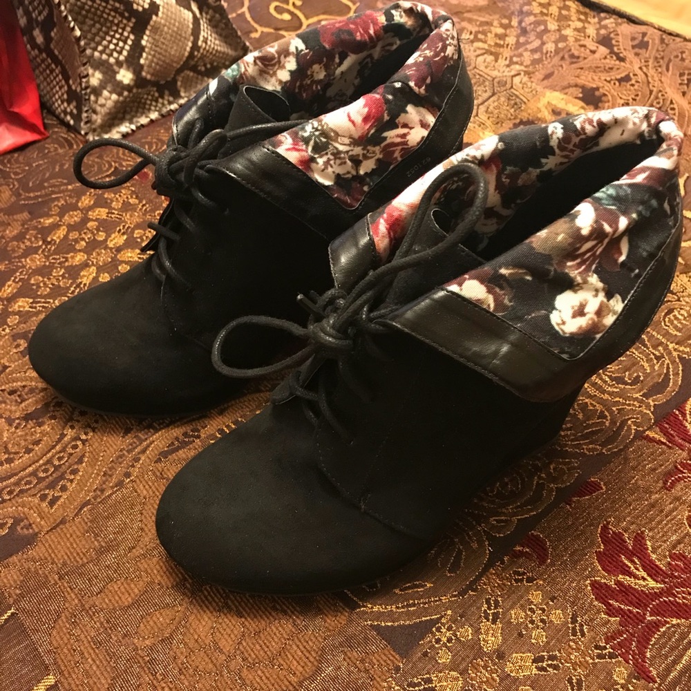 Charlotte Russe lace up wedges with floral back